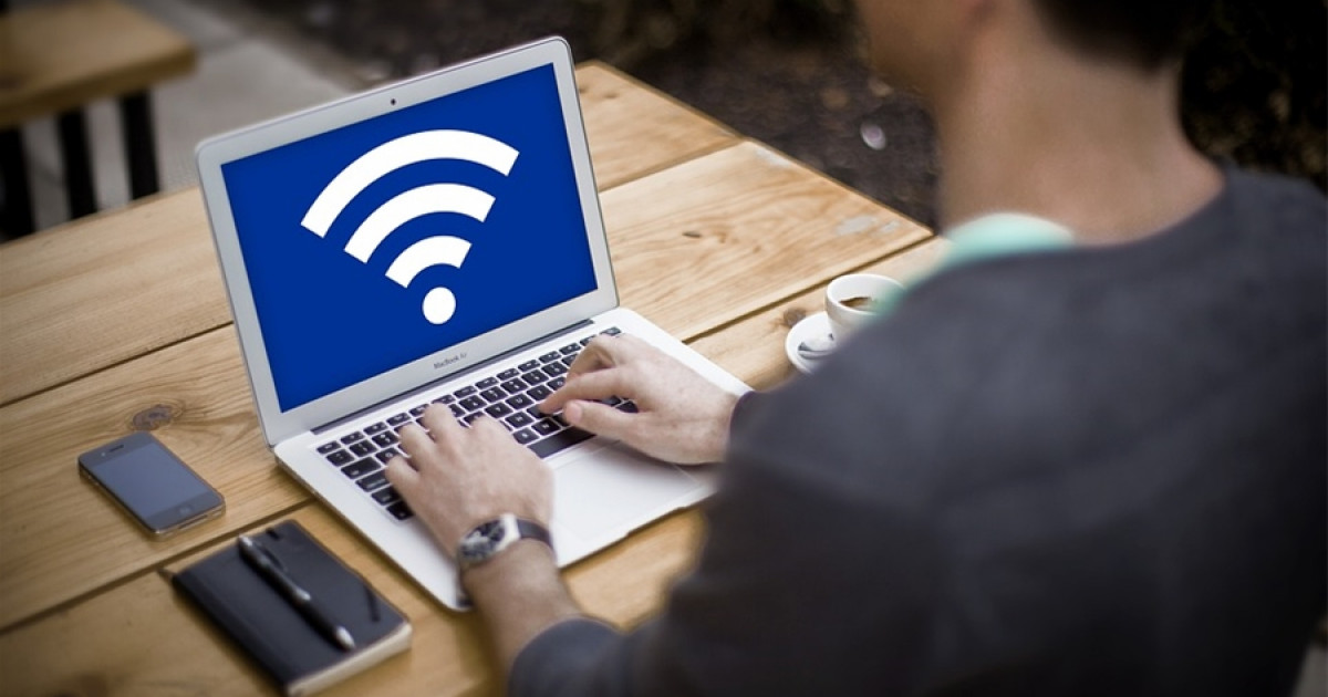HÃY THẬN TRỌNG VỚI WIFI TẠI QUÁN CAFE