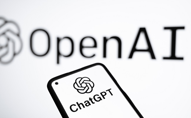 OpenAI chi 10 triệu USD lôi kéo các chuyên gia AI của Google
